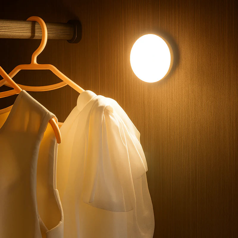 Led svjetlo sa senzorom pokreta 1+1 GRATIS